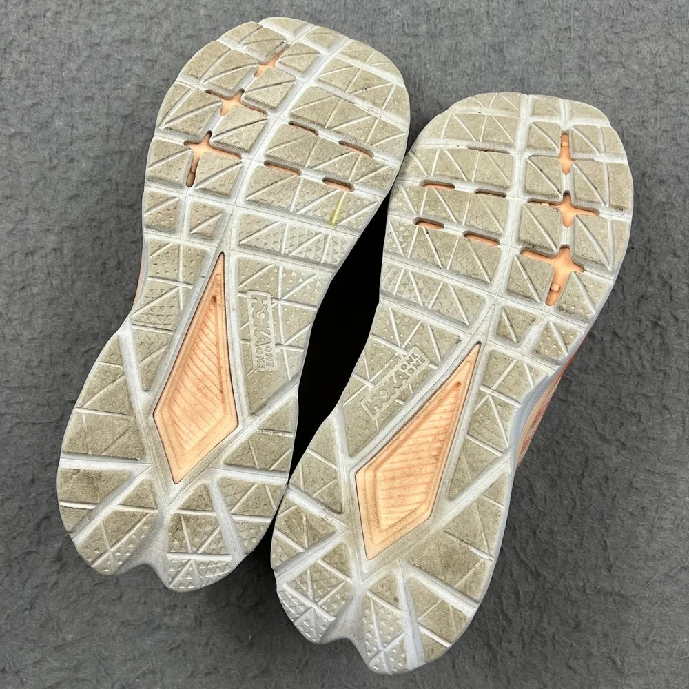 Hoka One One Mach 5 Everyday Training Shoes Women's 10.5 Peach Pink Race Running